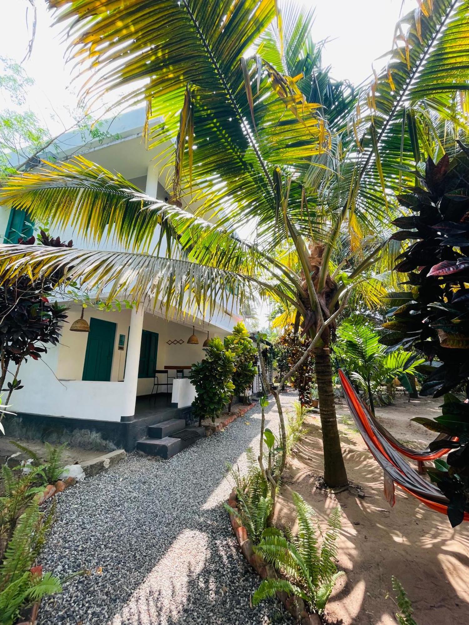 Cliff & Coral Hostel วาร์คาลา ภายนอก รูปภาพ